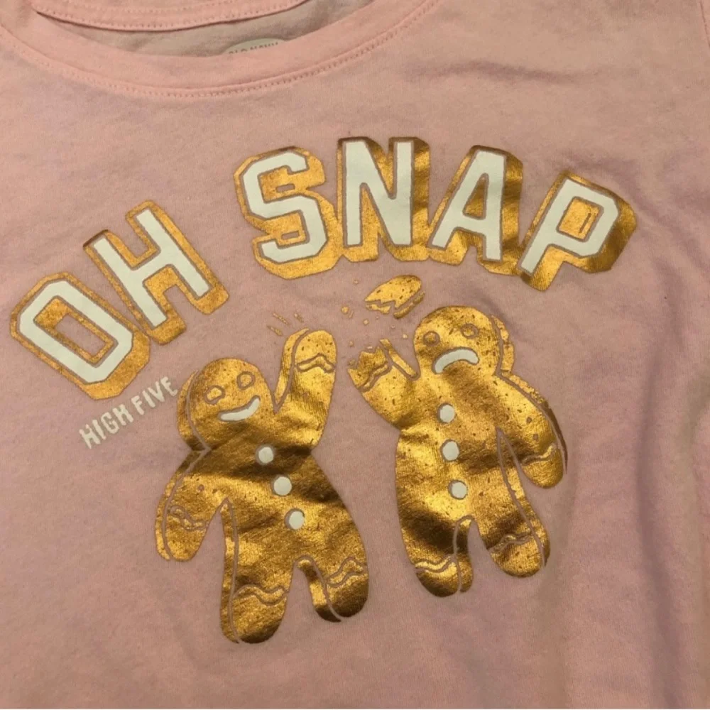 Old Navy Pink Oh Snap Gingerbread Man T-shirt Girls